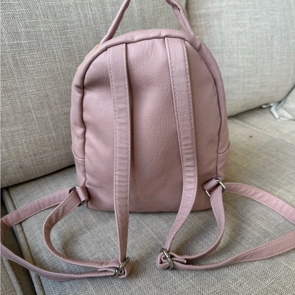 Women’s pink backpack by Divided H&M like new - Picture 2 of 5